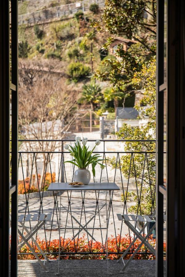 Lake Como, Beautiful Palazzo apartment, lake view Menaggio Esterno foto